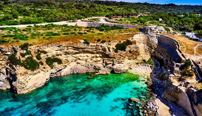 La baia di Porto Miggiano vista dall'alto