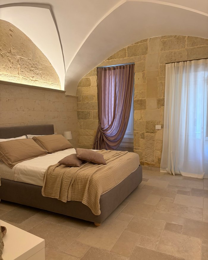La camera da letto dell'appartamento Zia Nena